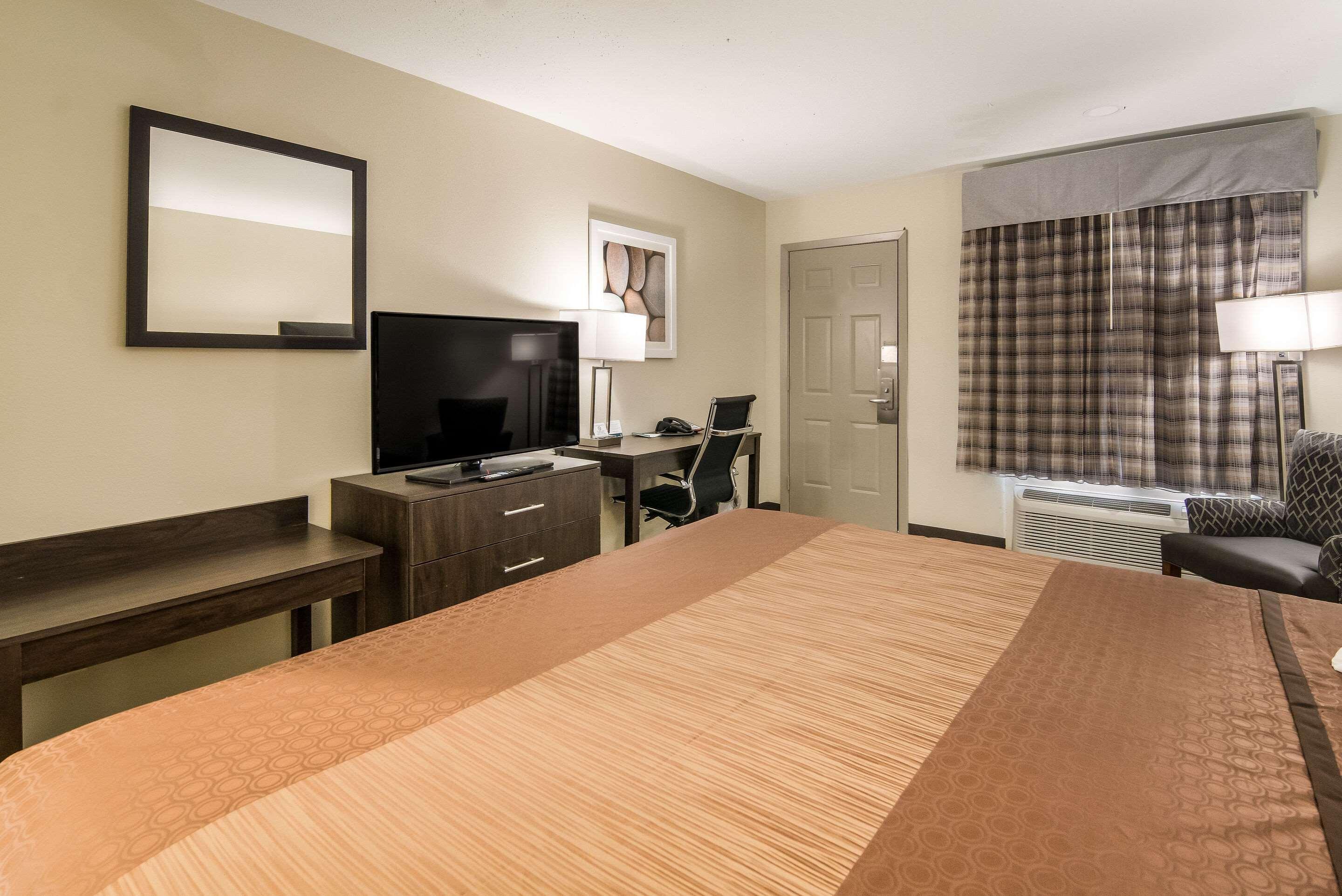 Quality Inn & Suites Dallas-Cityplace Εξωτερικό φωτογραφία